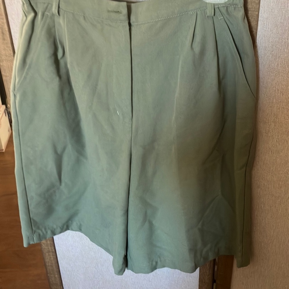 FINAL MARKDOWN Blair Classic Green Women's Shorts 10